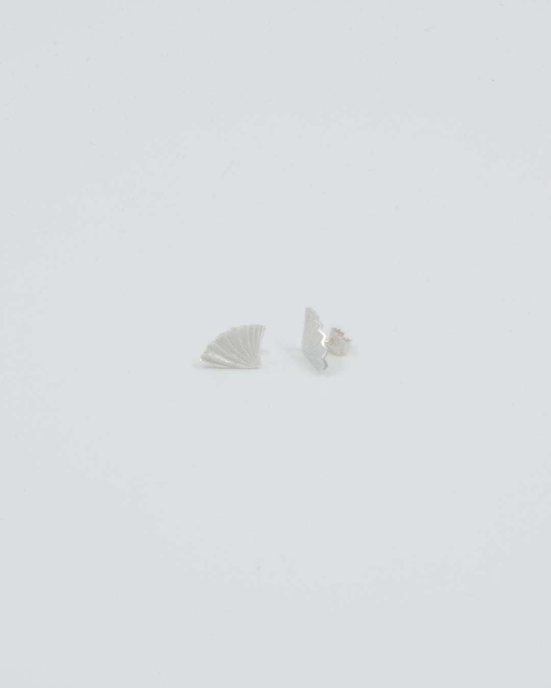 Kept Plisé stud earrings silver