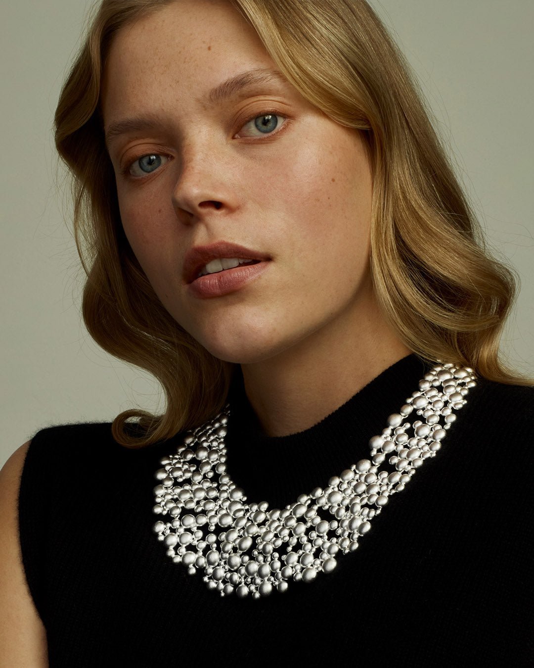 Winter pearl -kaulakoru hopea