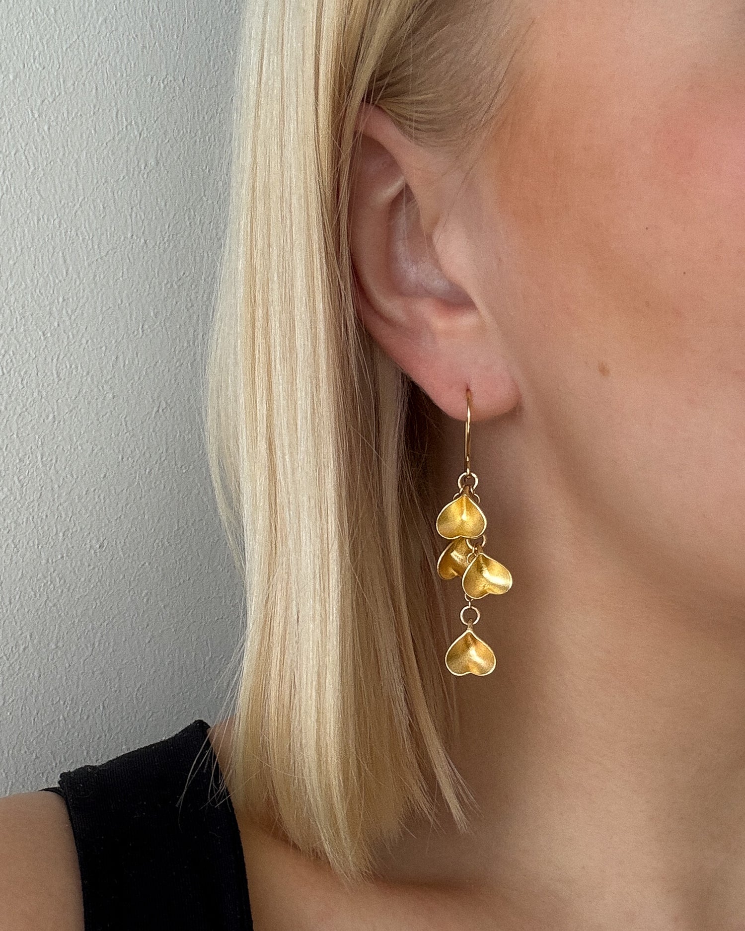 Made in Helsinki Eira Earrings bronze