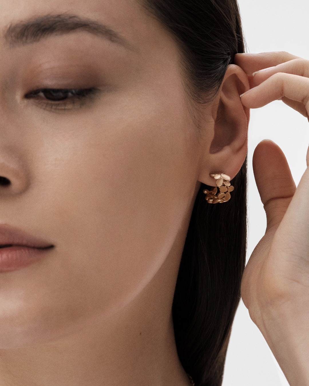 Haave-korvakorut pronssi