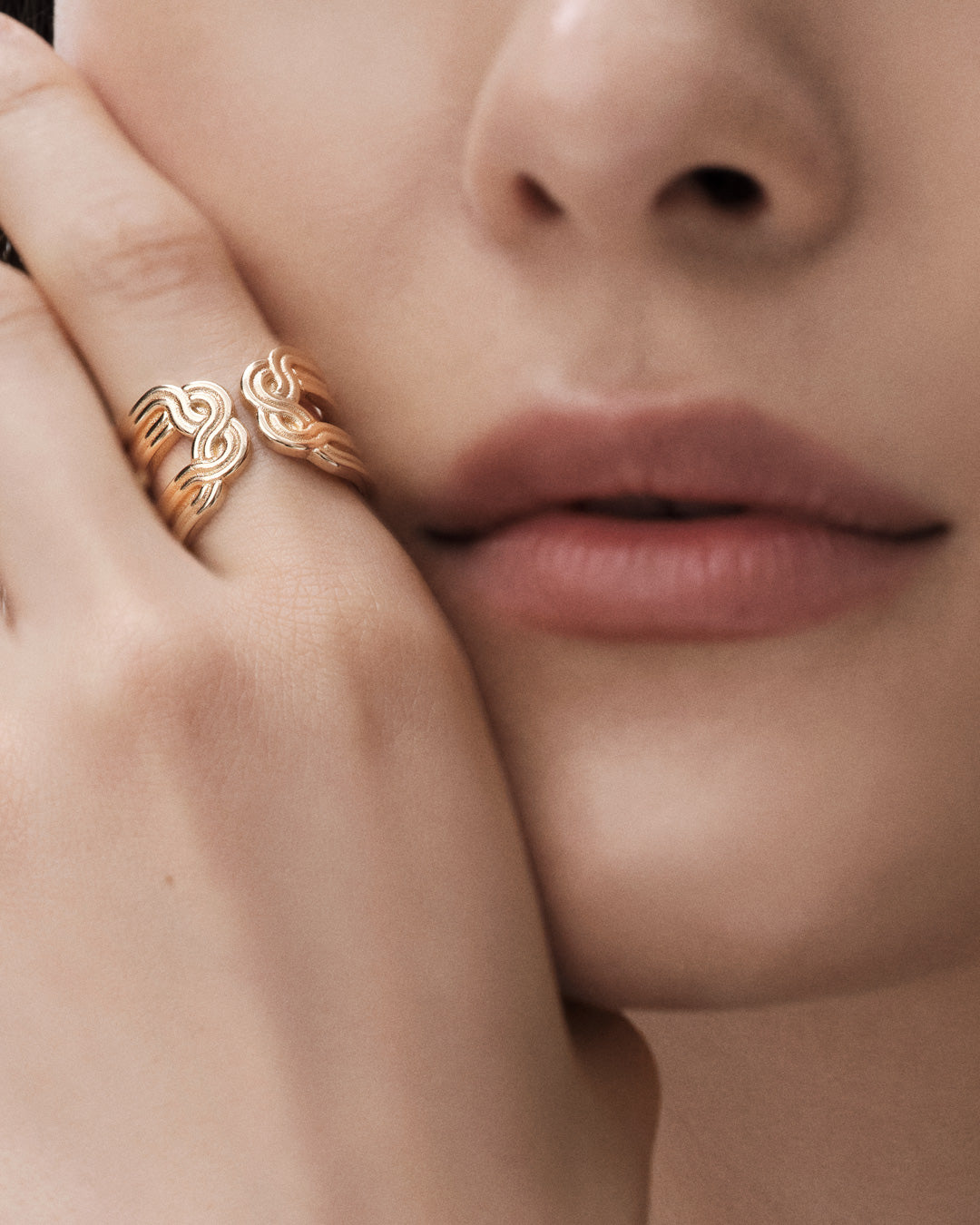 Louhetar-sormus pronssi