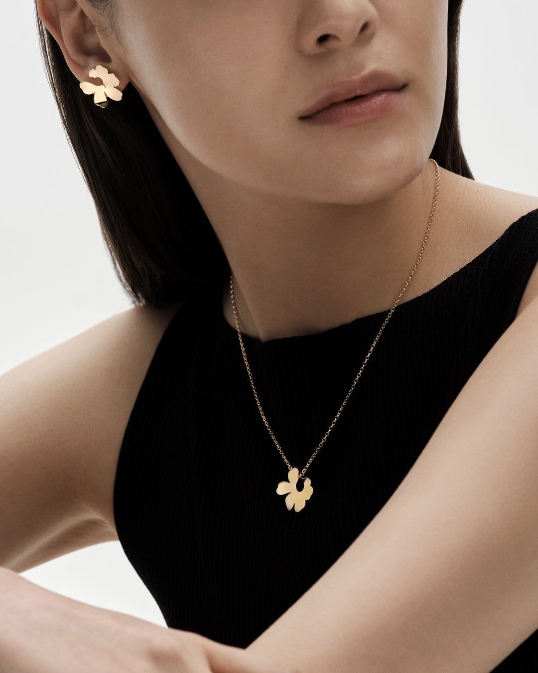 Unikko-korvakorut mini kulta puolipari oikea