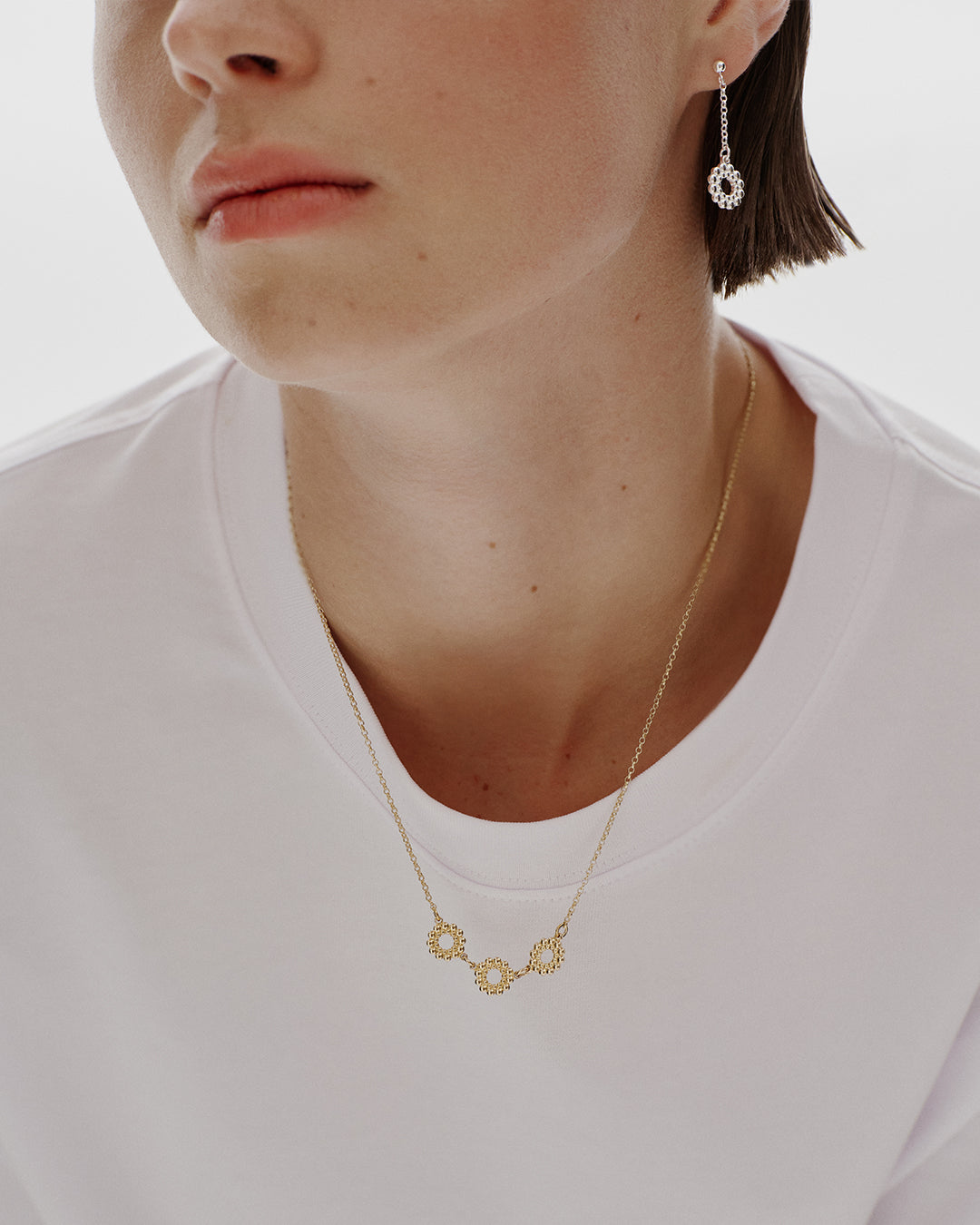 Valoisa-korvakorut ketjullinen pronssi