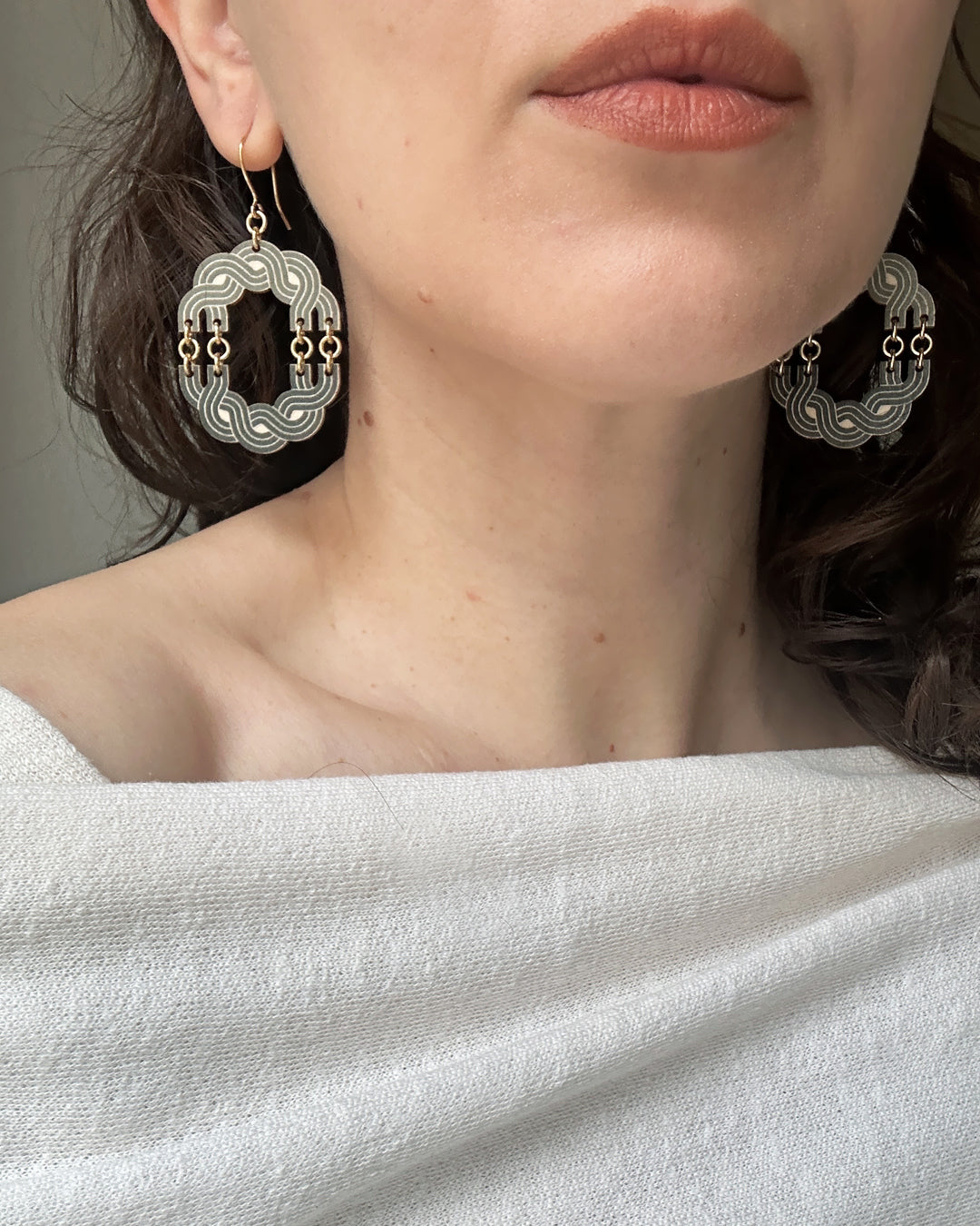 Louhetar-vanerikorvakorut tumma vihreä