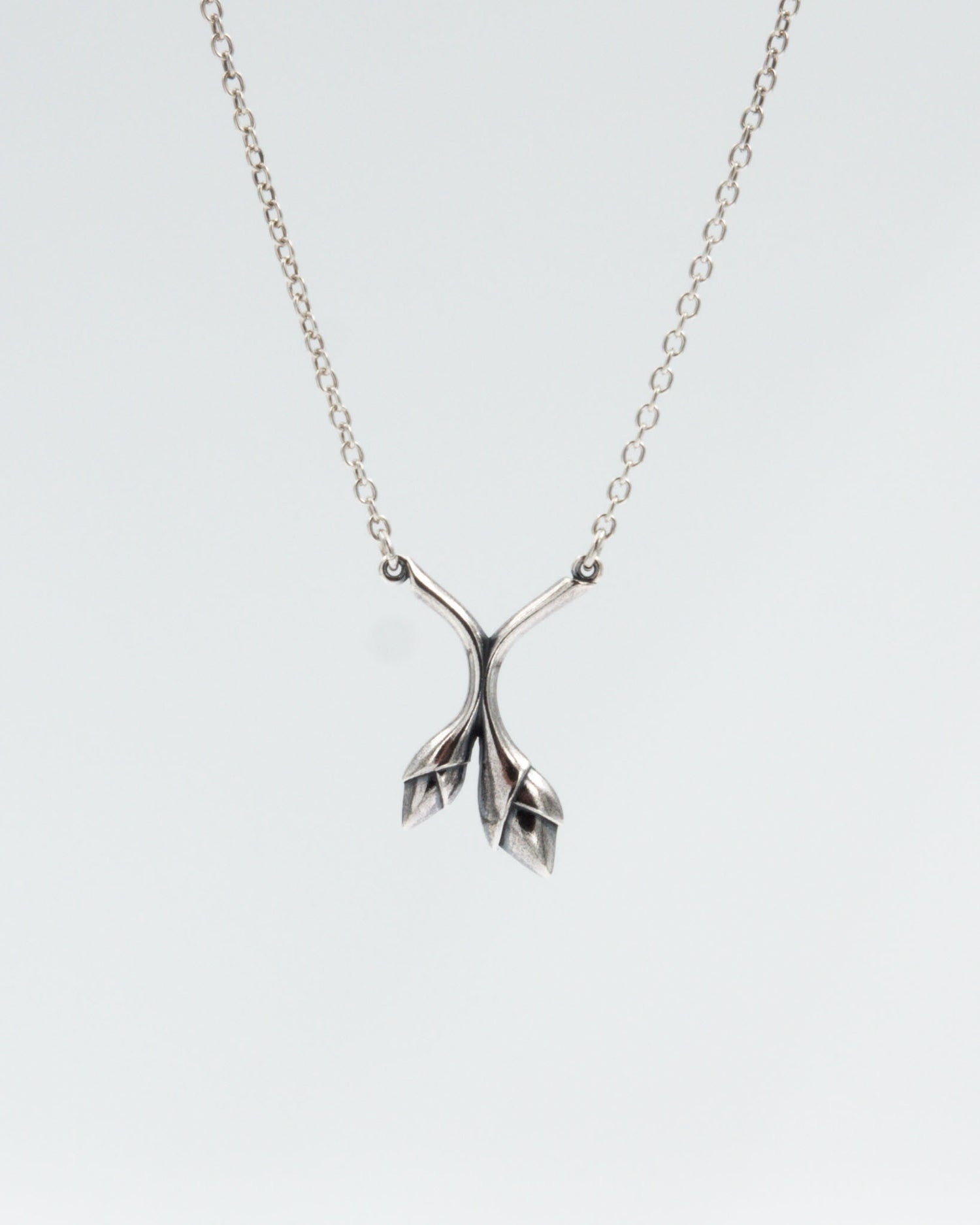 Pidetty Lumo-kaulakoru pieni 45 cm hopea