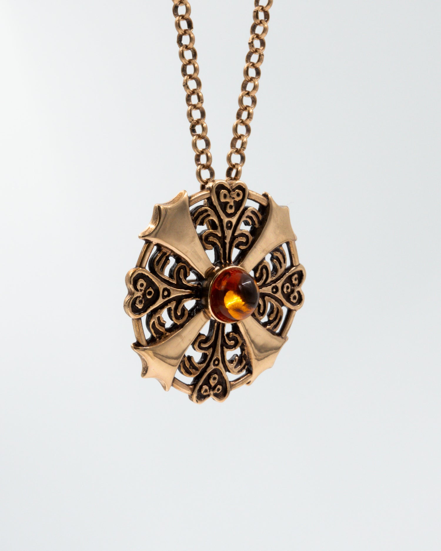 Kept Kuukivi koru pendant 70 cm bronze amber