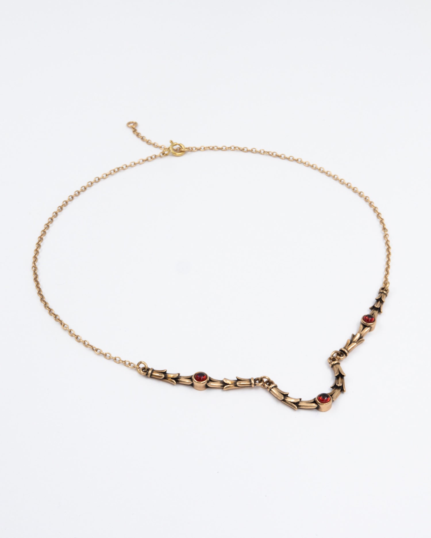 Pidetty Juulia-kaulakoru pronssi granaatti