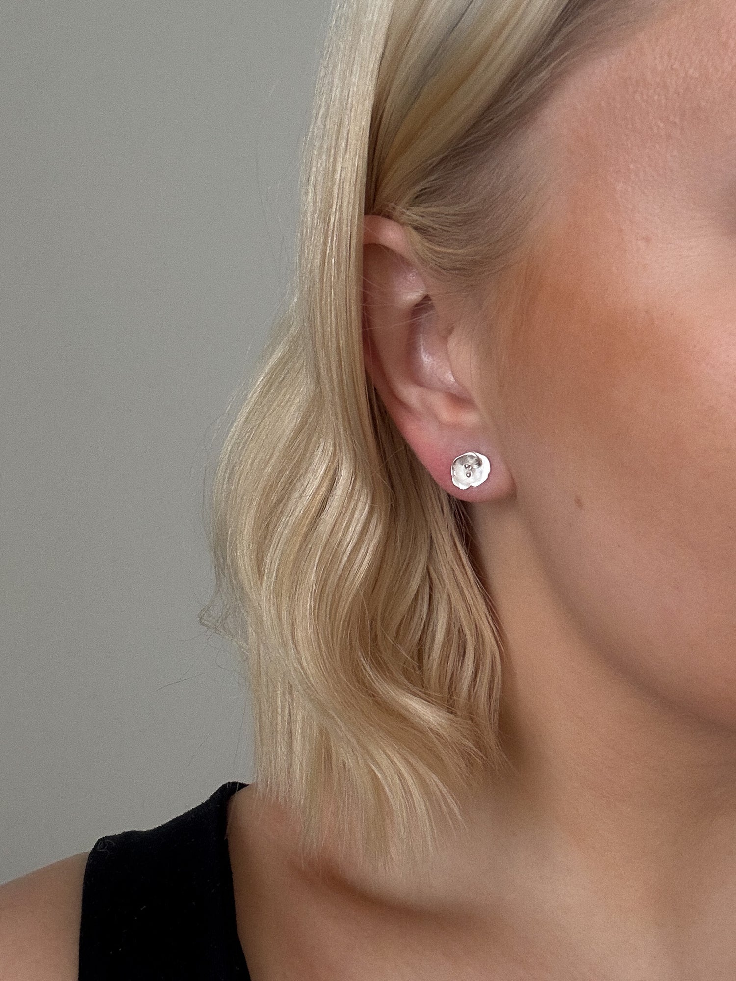 Summer Night Rose miniature earrings silver
